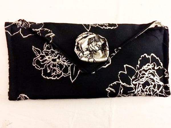 Clutch Bag for Evening in Black with Gold Roses