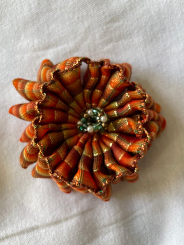 Holiday ribbon flower brooches