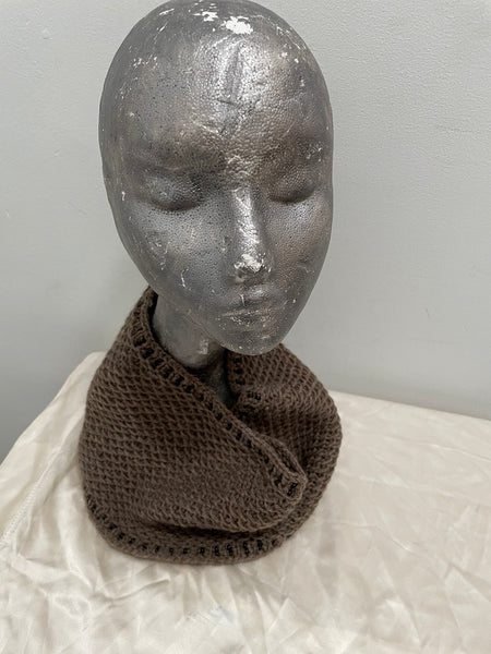 Knitted cowl in gray with black seed beads